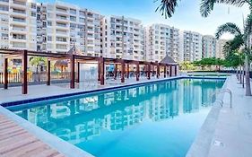 Apartamento Familiar Peñalisa Ricaurte 74m2 con Piscina BBQ y Aire 9 personas